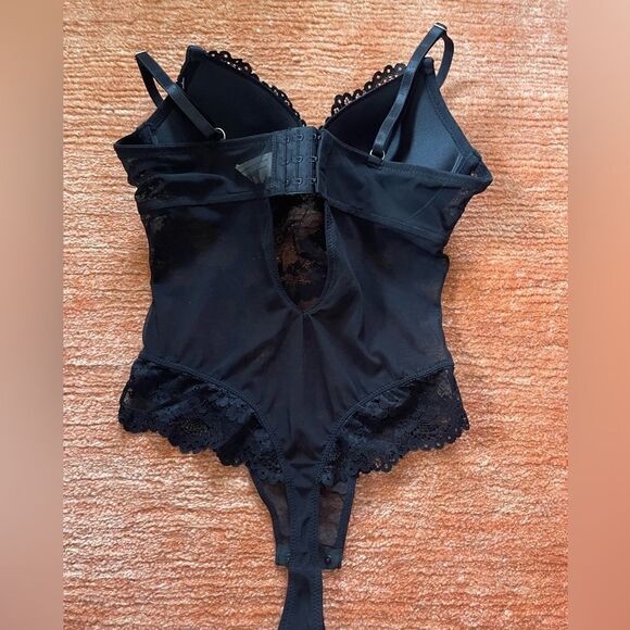 NWOT Jessica Simpson body - Picture 2 of 6